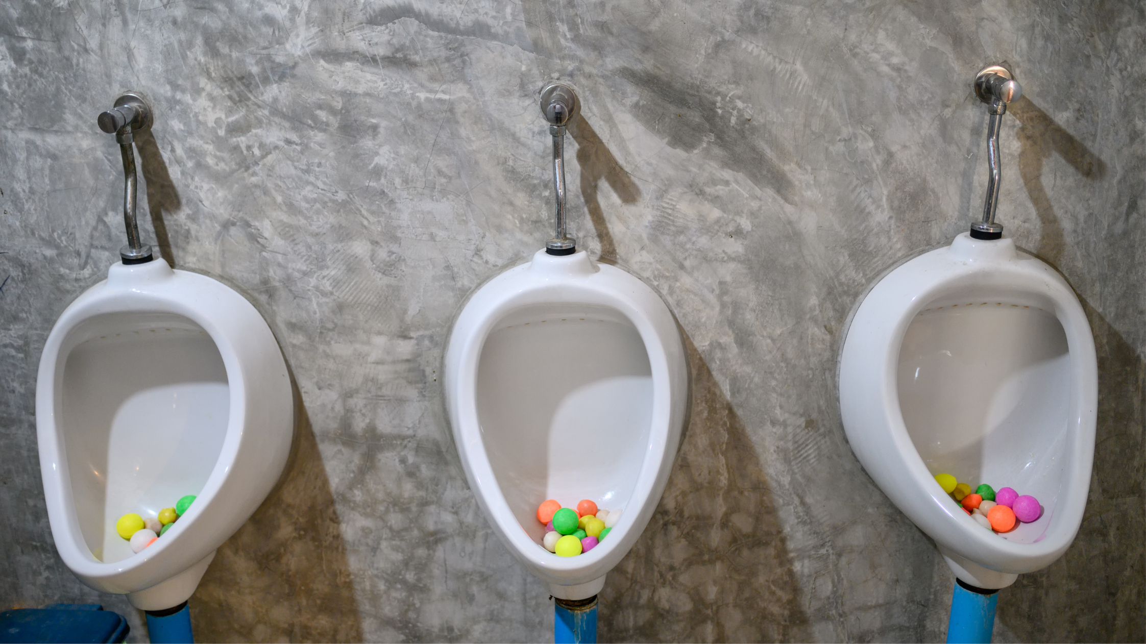 flushing urinal bowl